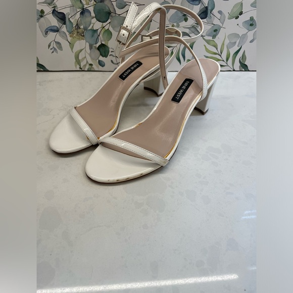 White Nine‎ West Shoes Women’s Size 7 - Picture 2 of 8